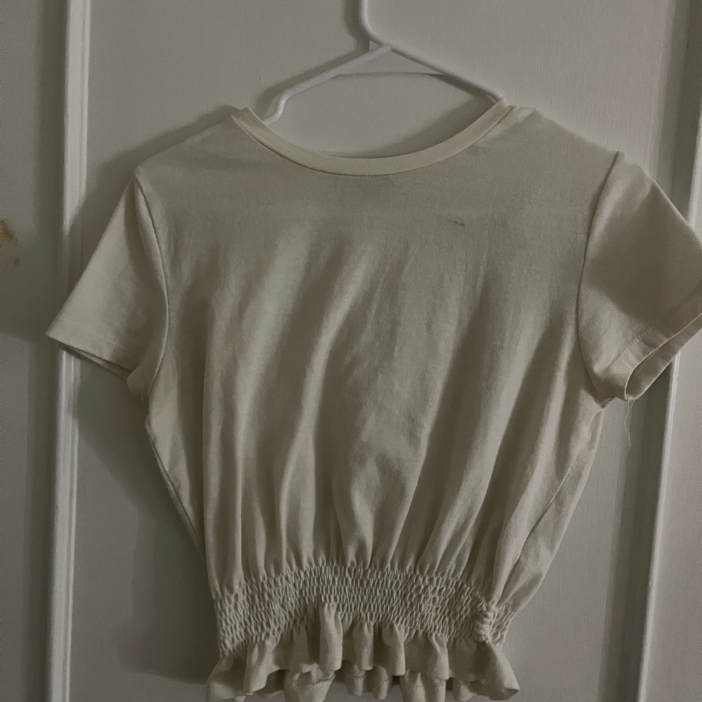 NWOT t shirt sinched